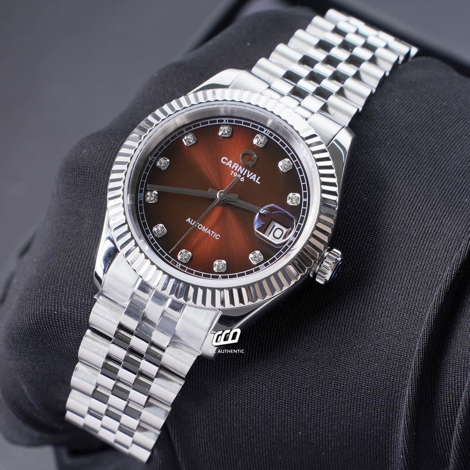 ĐỒNG HỒ NAM CARNIVAL 8250G VT N AUTOMATIC 38MM