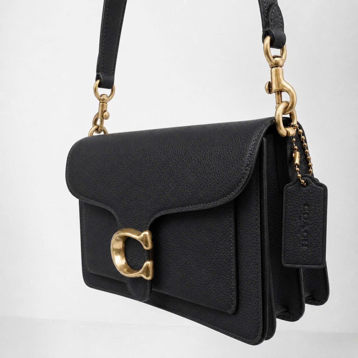 COACH TABBY 26 CLASSIC SHOULDER BAG - black