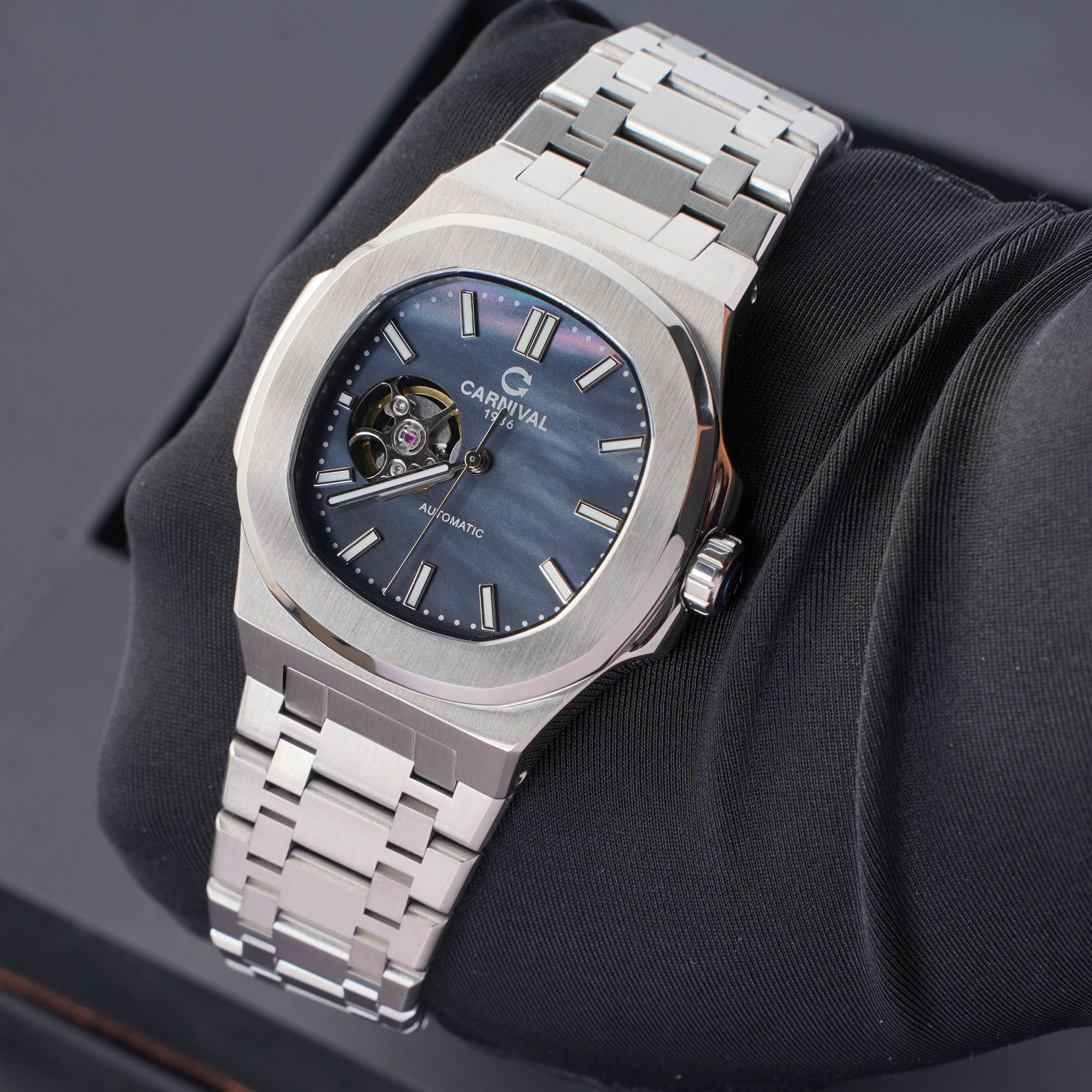 ĐỒNG HỒ NAM CARNIVAL 8128G1 VT DK AUTOMATIC 41MM