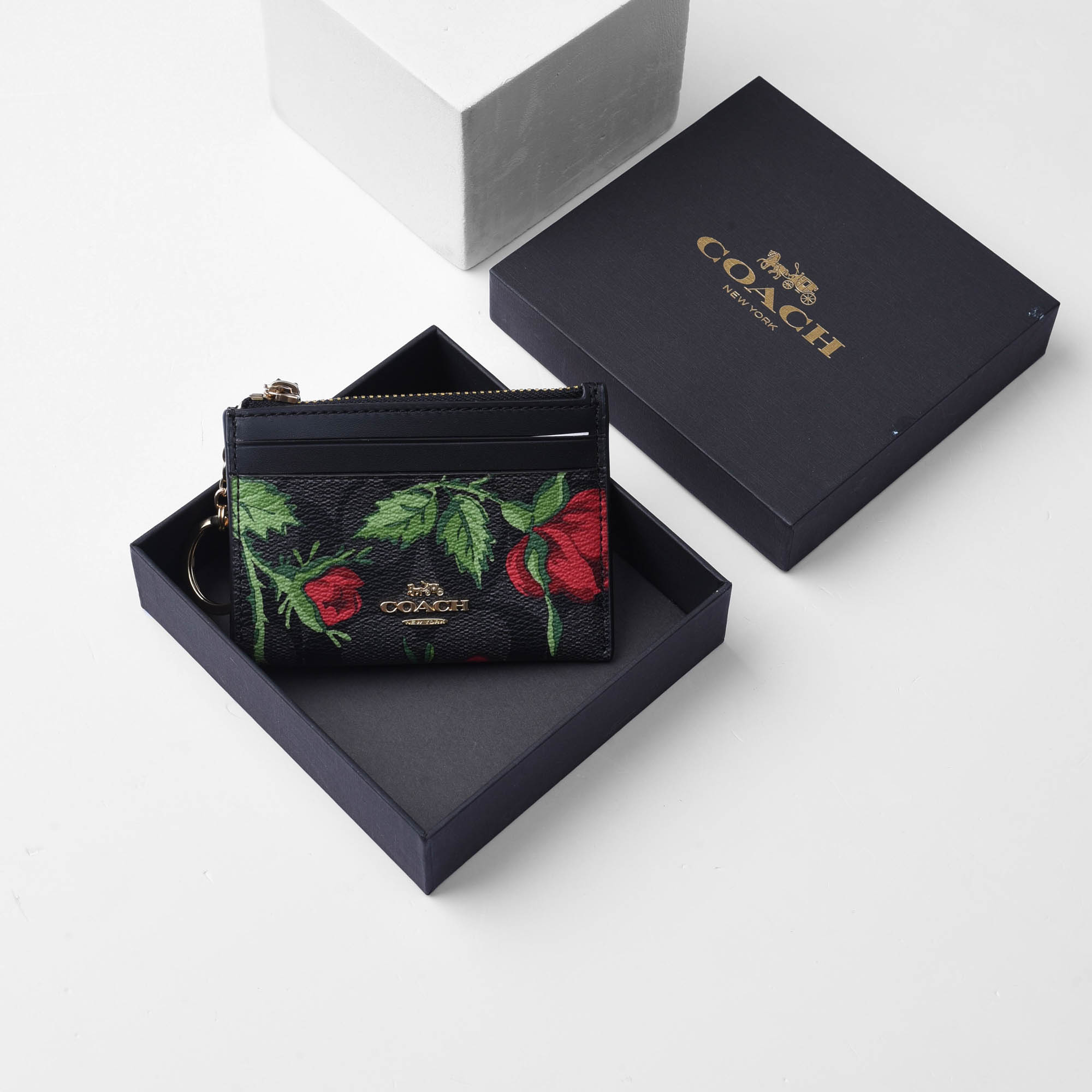 COACH ROSE CANVAS SKINNY ZIP ID CARD - BLACK