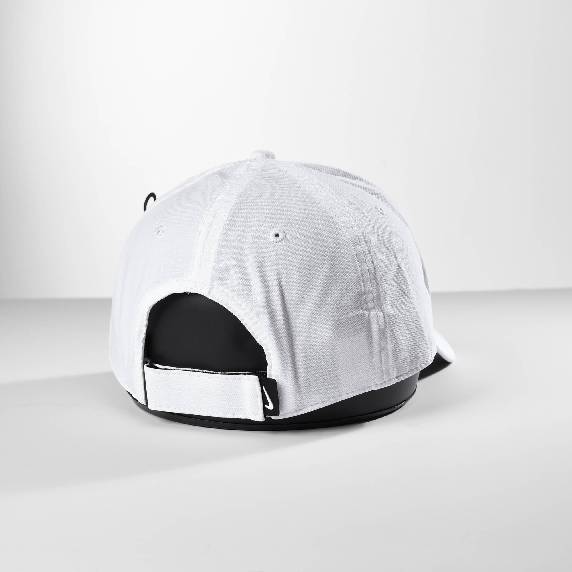 NIKE CLASSIC CLUB CAP - WHITE