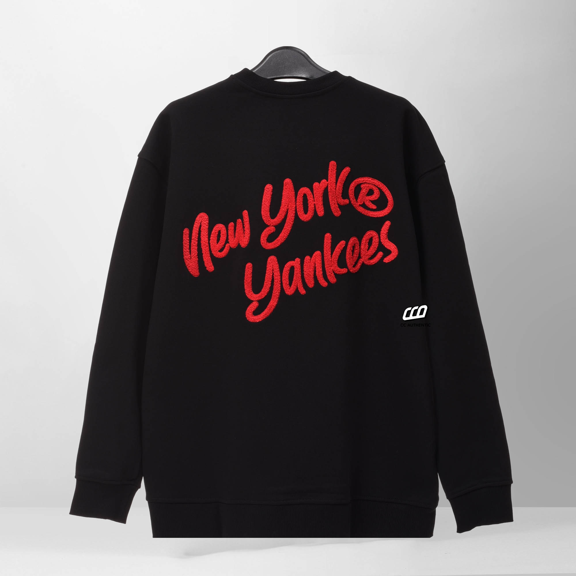 NEW ERA DUAL EMBROI SWEATER - BLACK