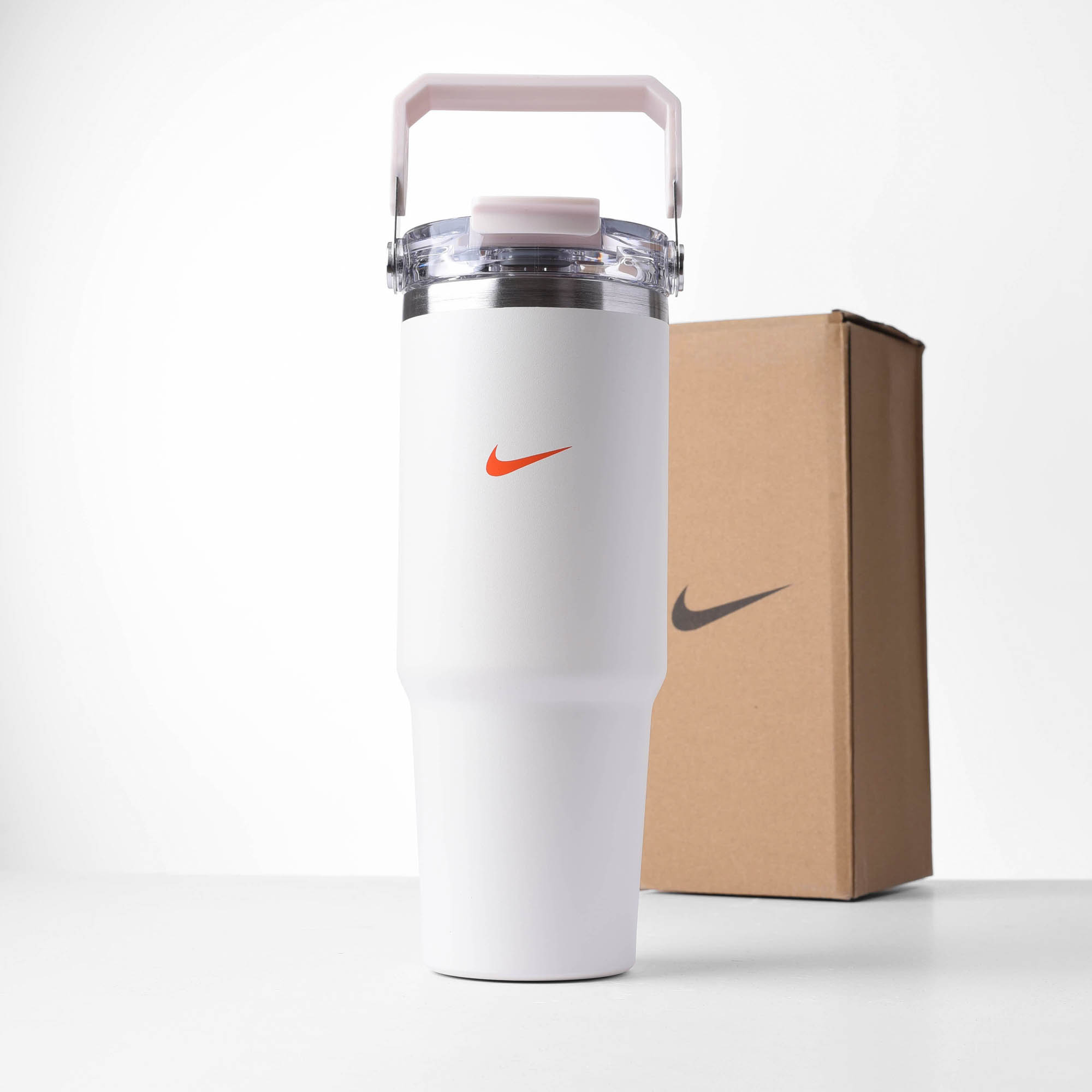 NIKE RECHARGE STRAW BOTTLE 800ML - WHITE